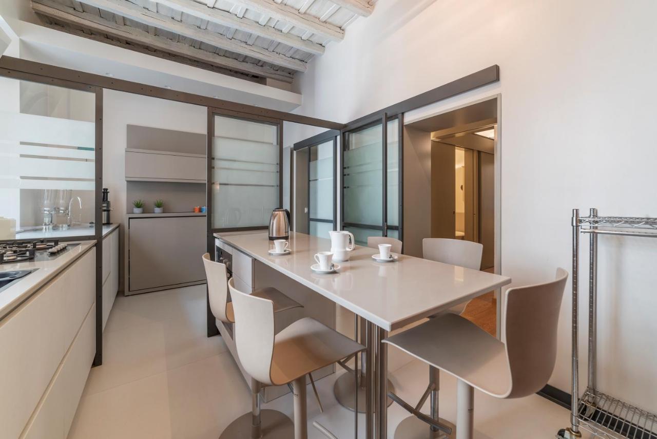 Piazza Navona Elegant Apartment Rome Exterior photo